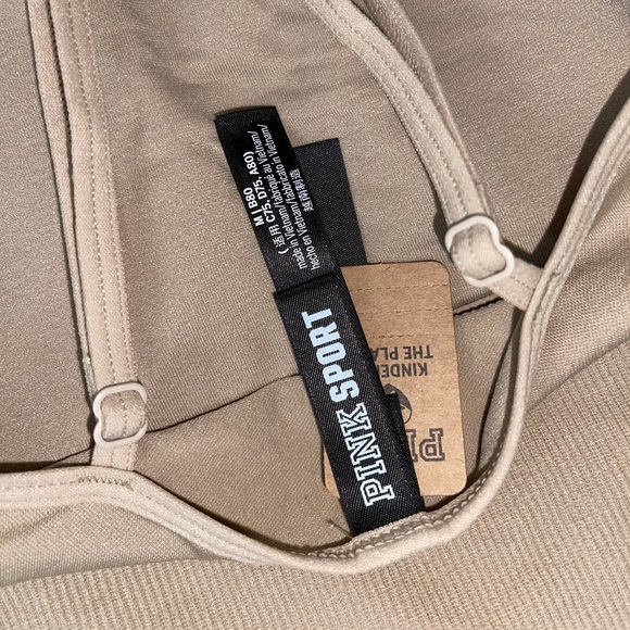 PINK sports bra - Picture 3 of 3